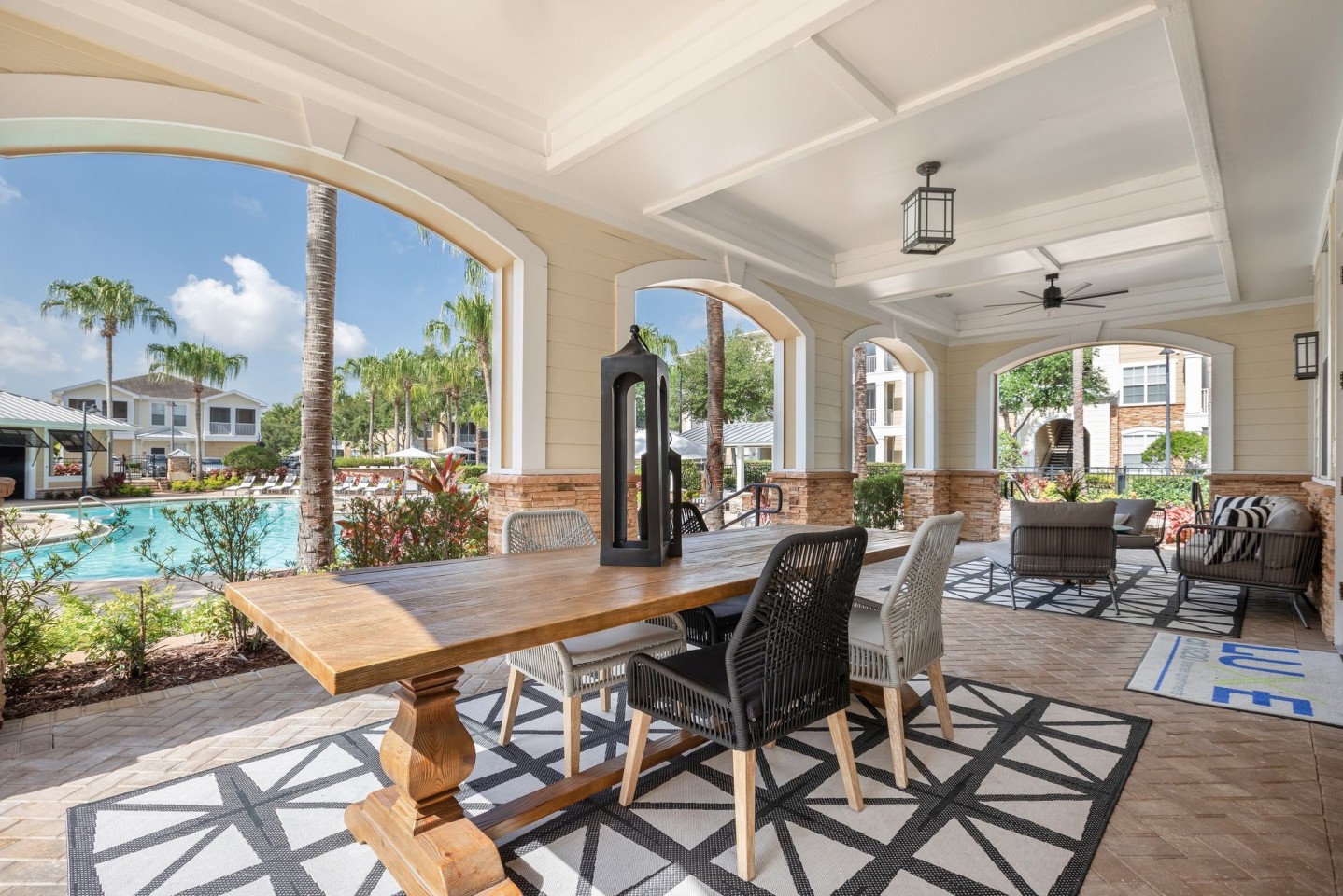 Luxe at 1820 Image 25