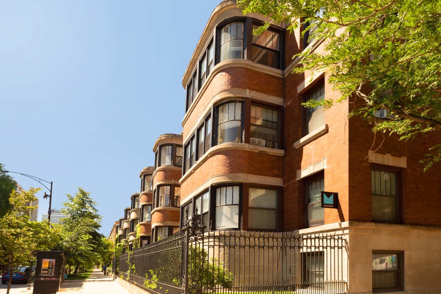 5300-5308 S. Hyde Park Boulevard Image 9