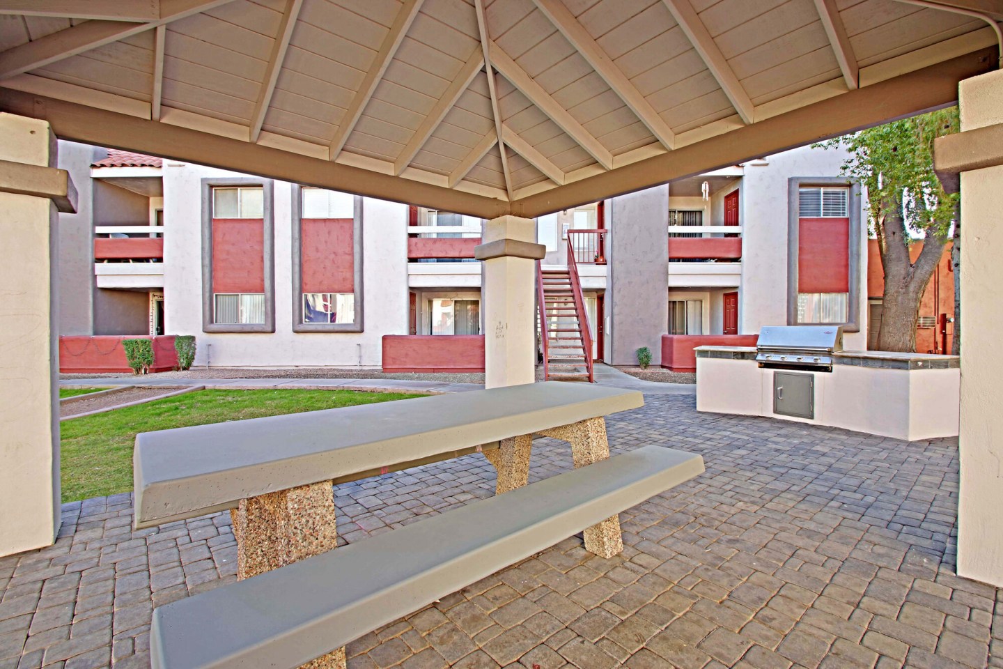 544 Southern Image 40
