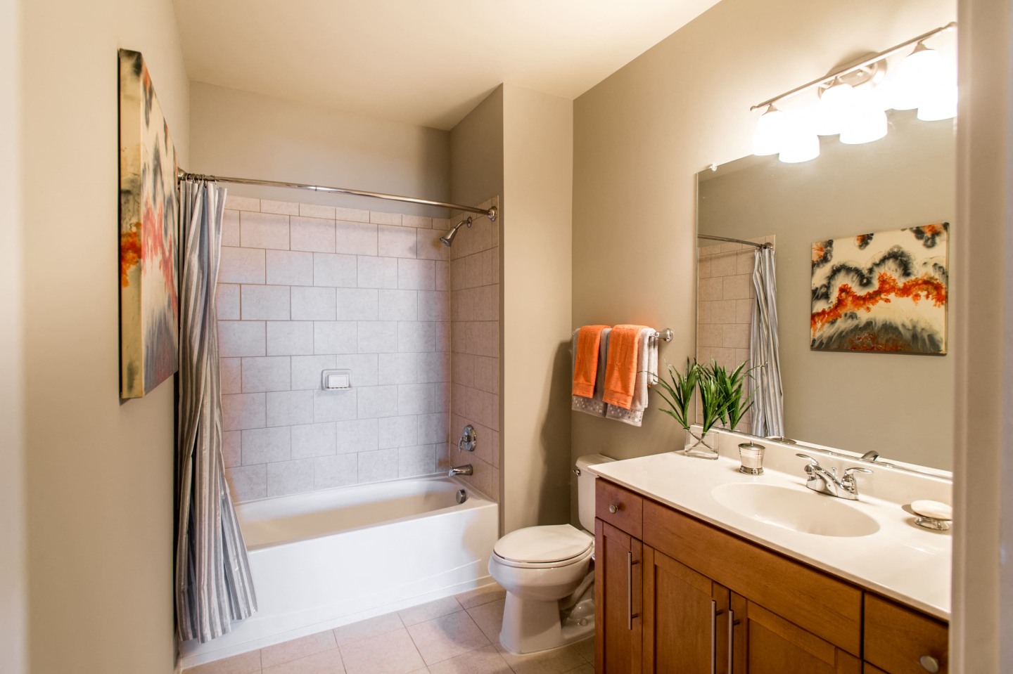 800 Carlyle Image 11