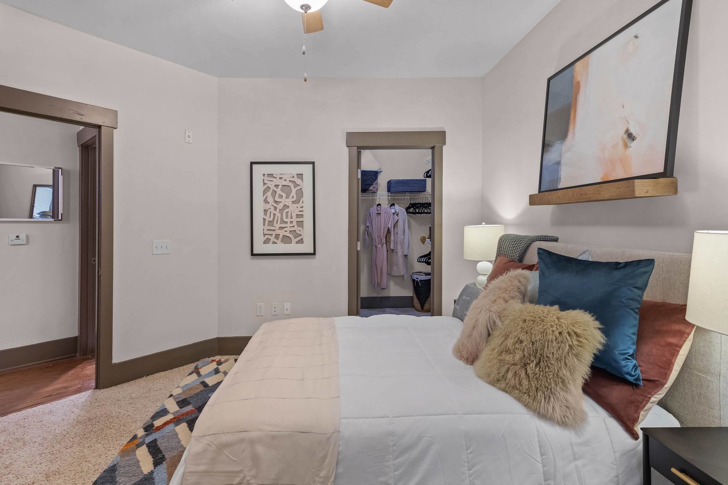 712 Tucker Image 18