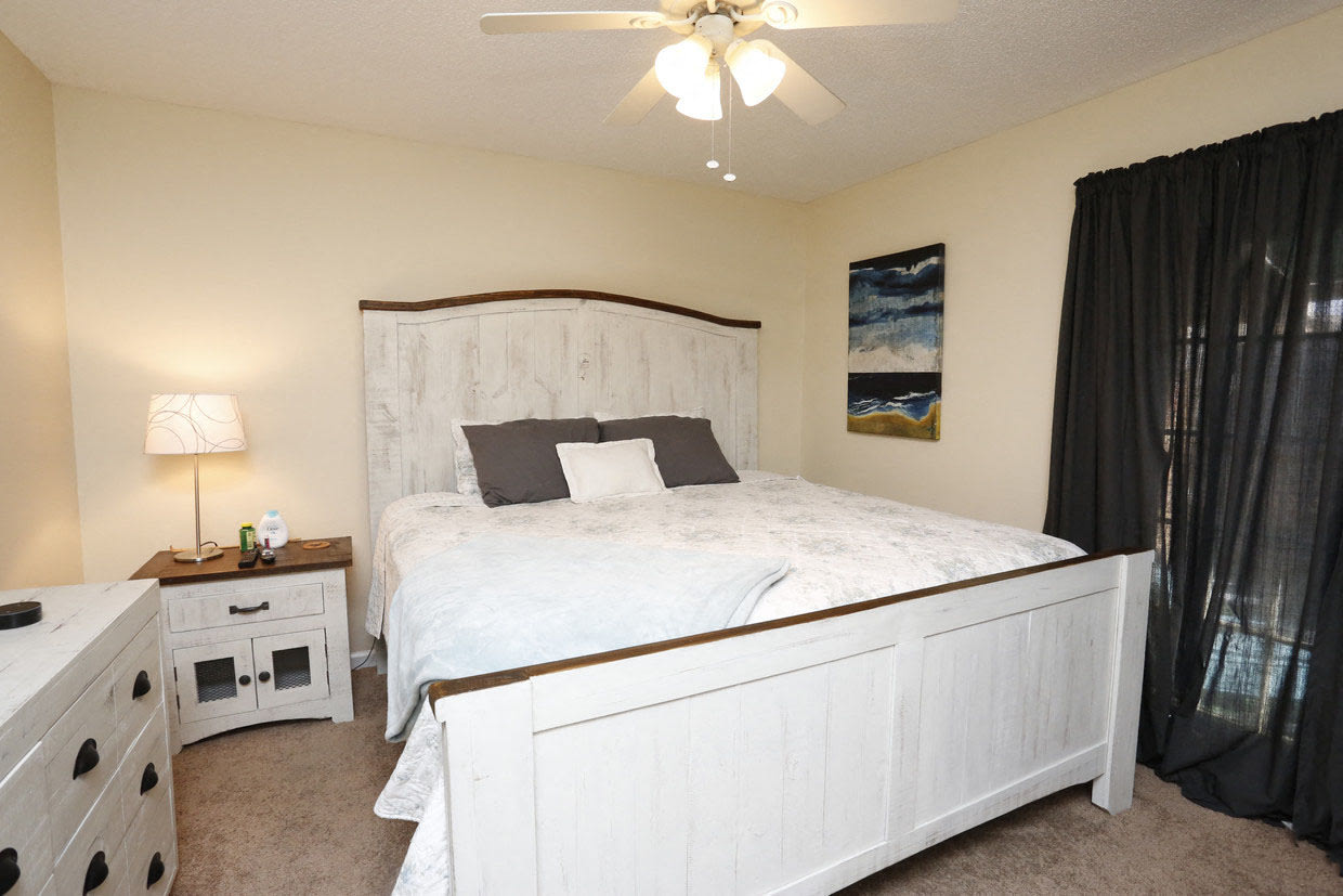 Briarwood Condominiums Image 10