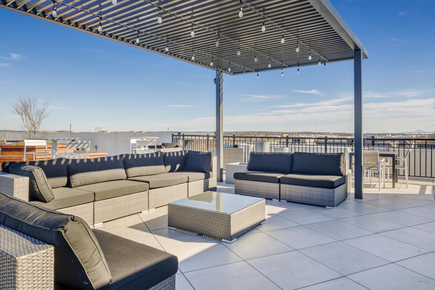 Modera Woodbridge Image 29