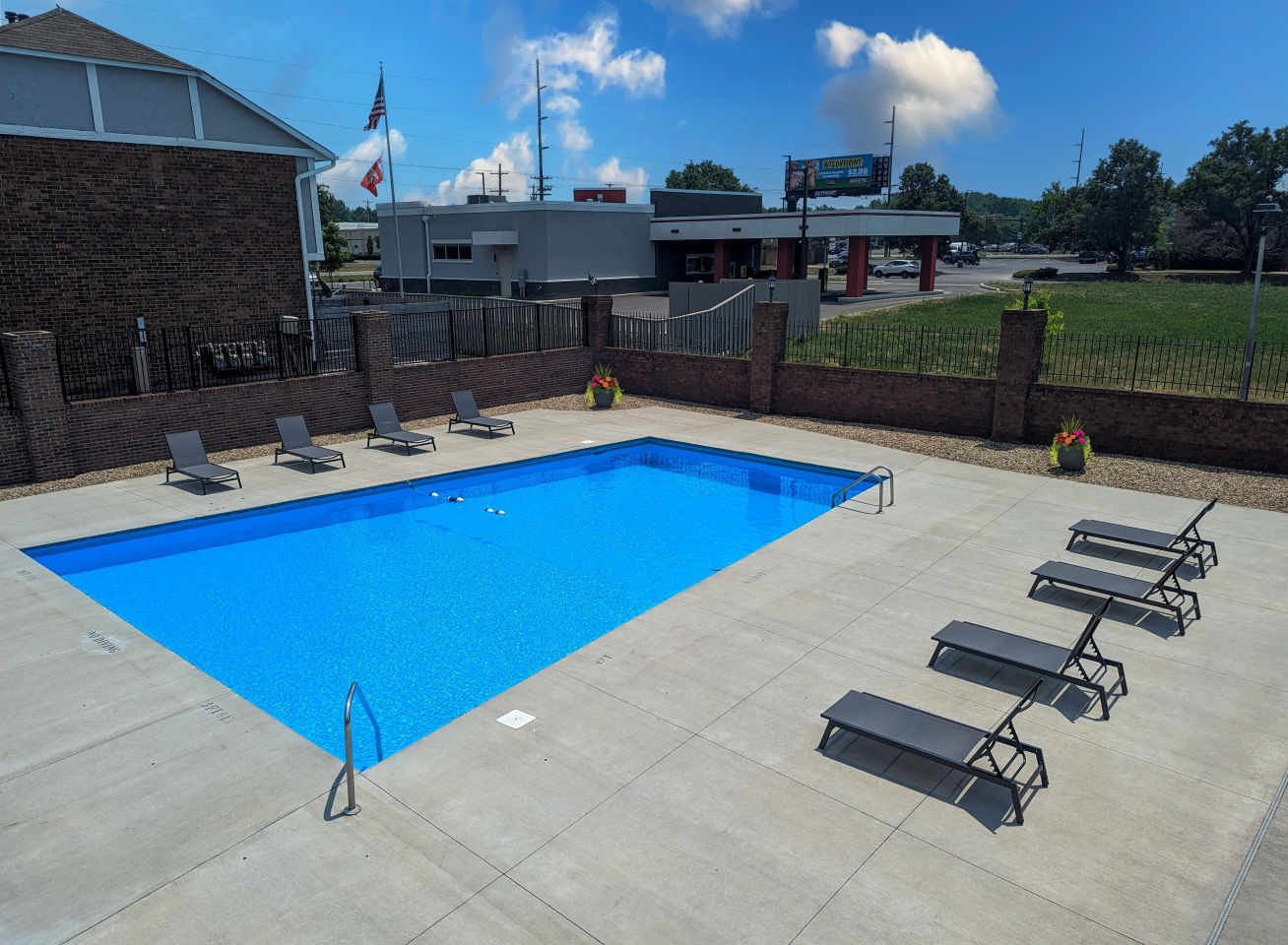 Carnaby Village Townhomes Image 8