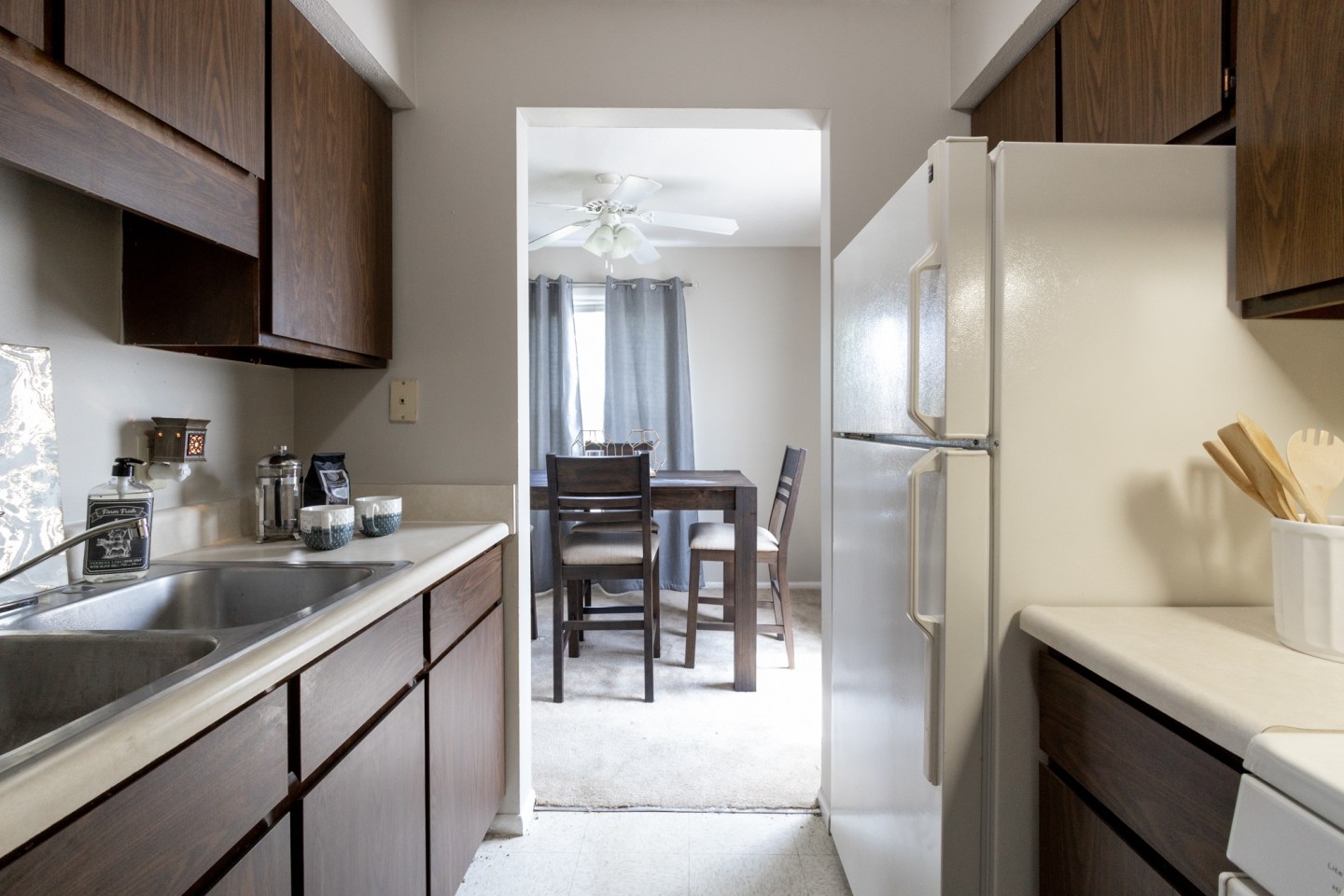 Williamsburg on The Lake Apartments of Mishawaka Image 2