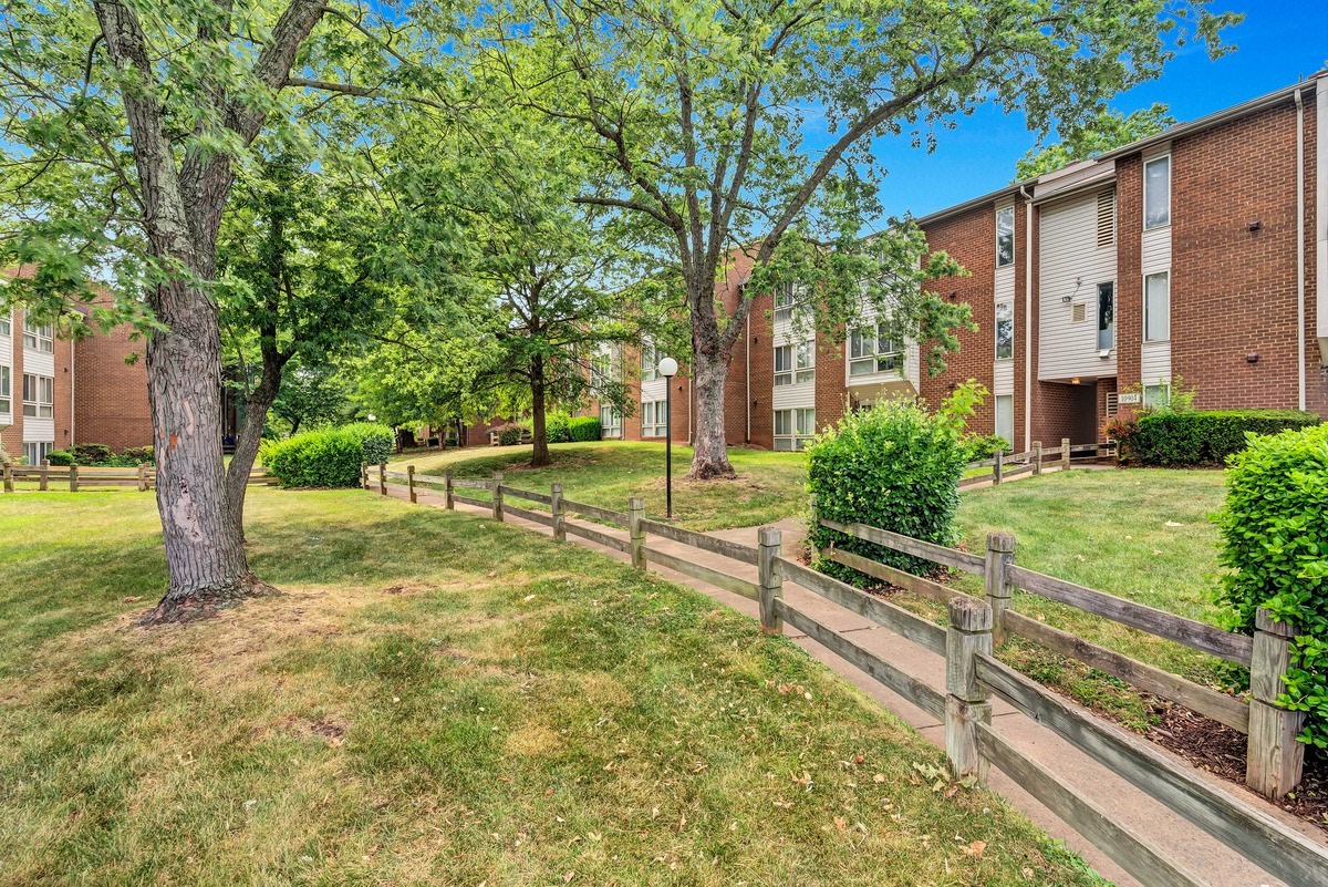 Coverstone I Apartments Image 18