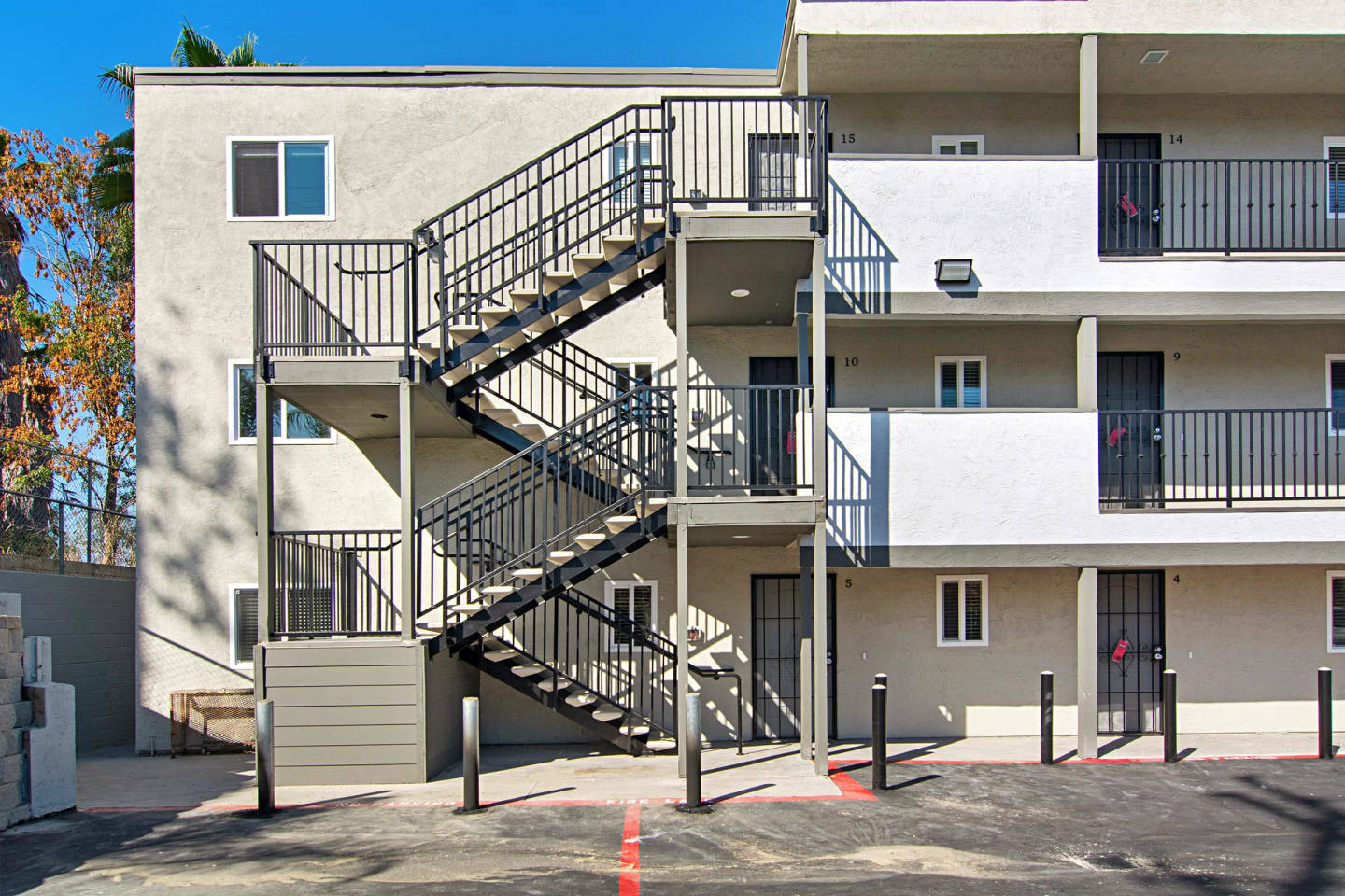 Pacific Cove Image 8