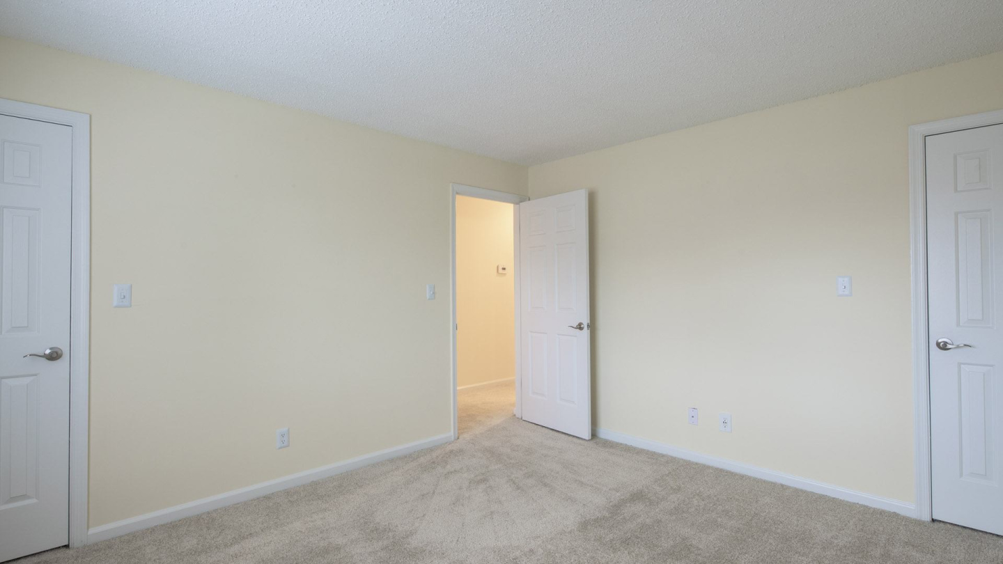 Holly Point Apartments Image 85