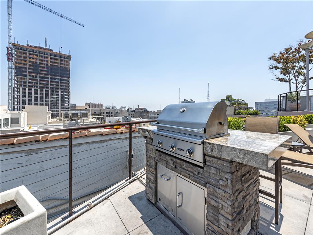 Metro 417 Image 8