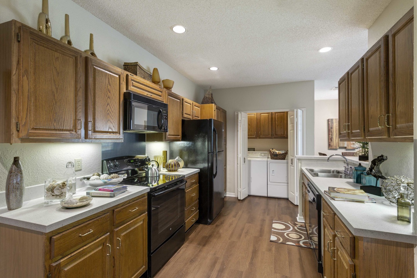 Golf Brook Apartments Image 4
