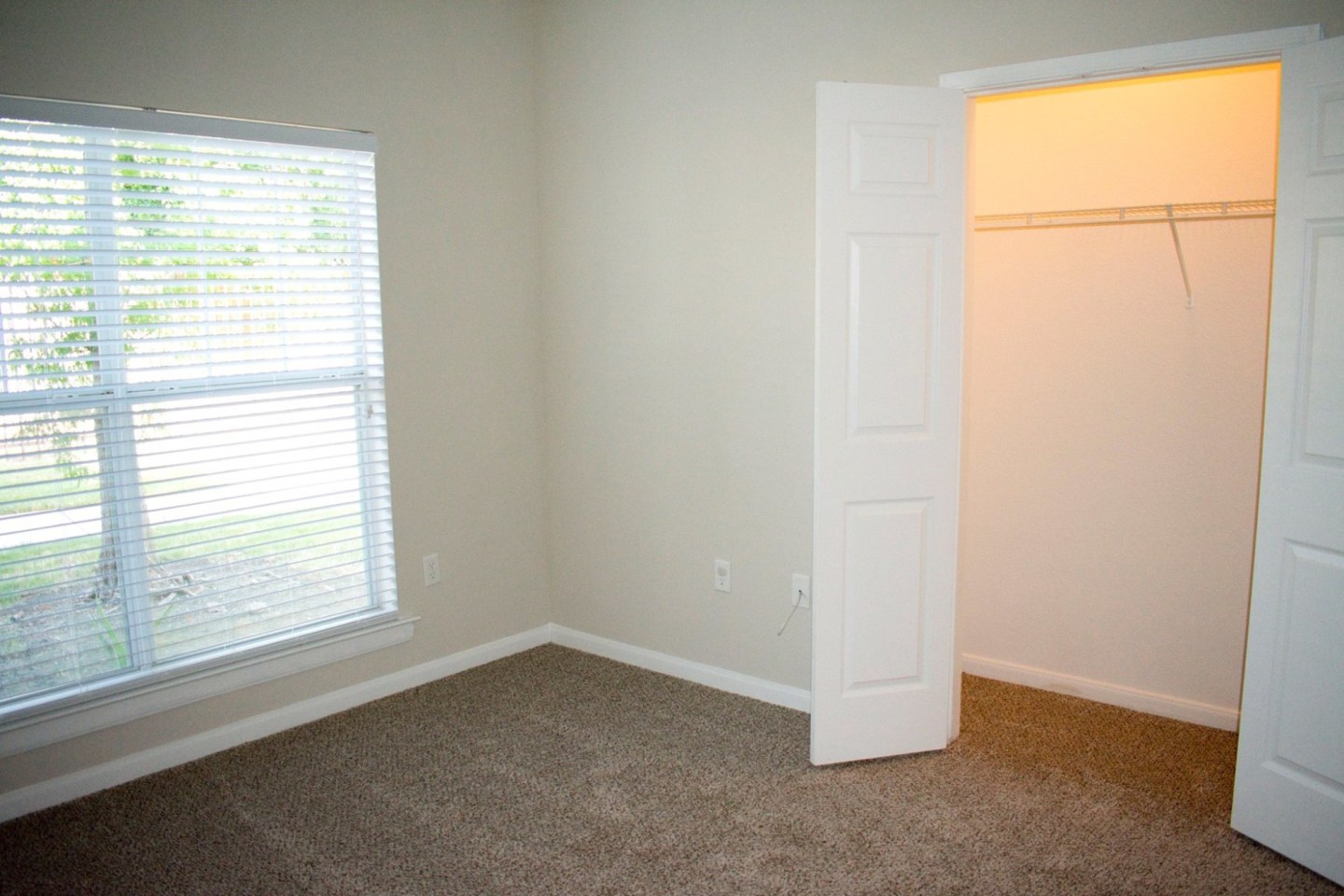 Estate Villas at Krum Image 28