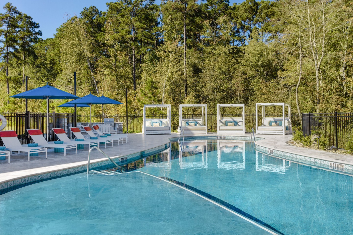 Alleia Luxury Apartments Image 17