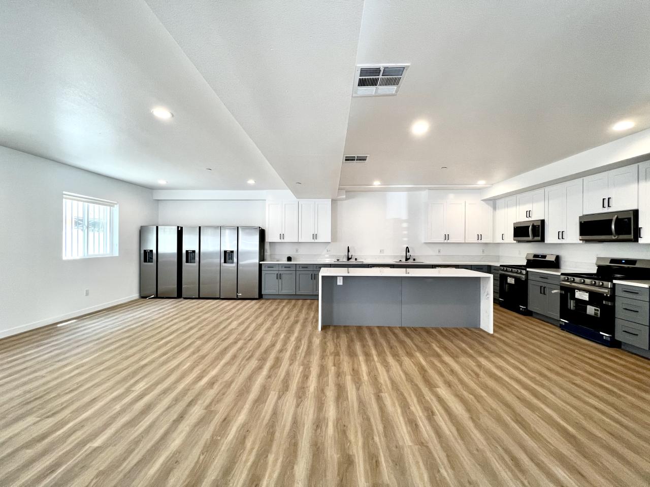 1654 W 35th Street - Co-Living Housing Image 37