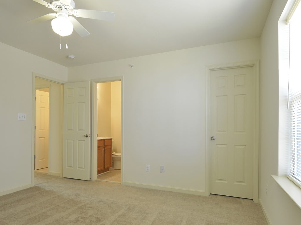 The Pointe at Manorgreen Townhomes Image 7