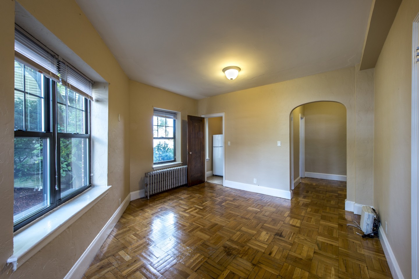 Elmwood Apartments Image 11