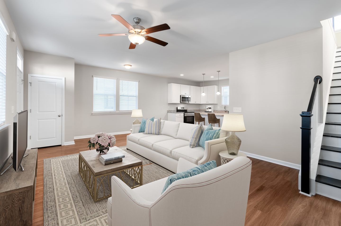 Seaglass Cottage Apartment Homes Image 13