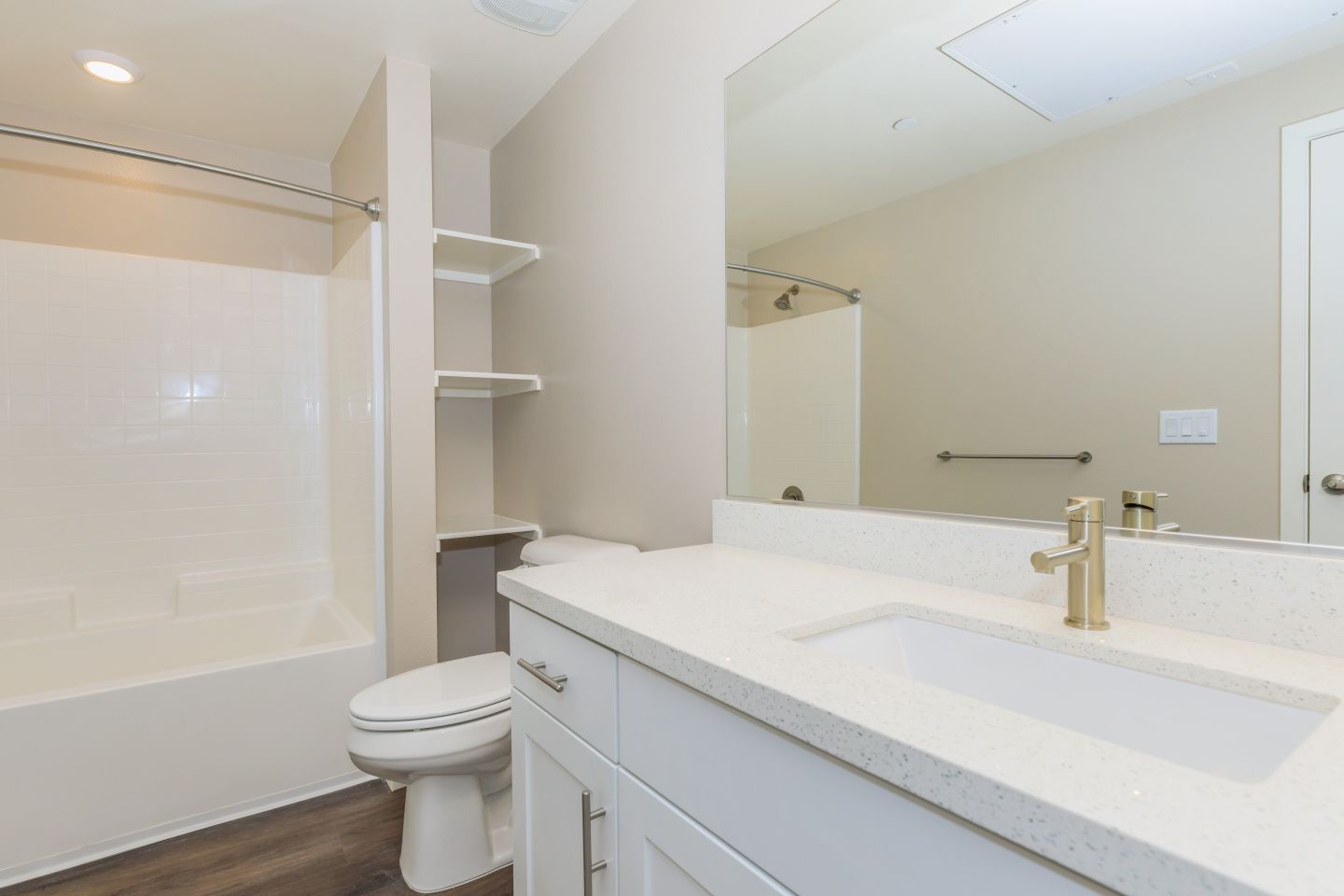 Los Alamitos Luxury Apartments Image 65