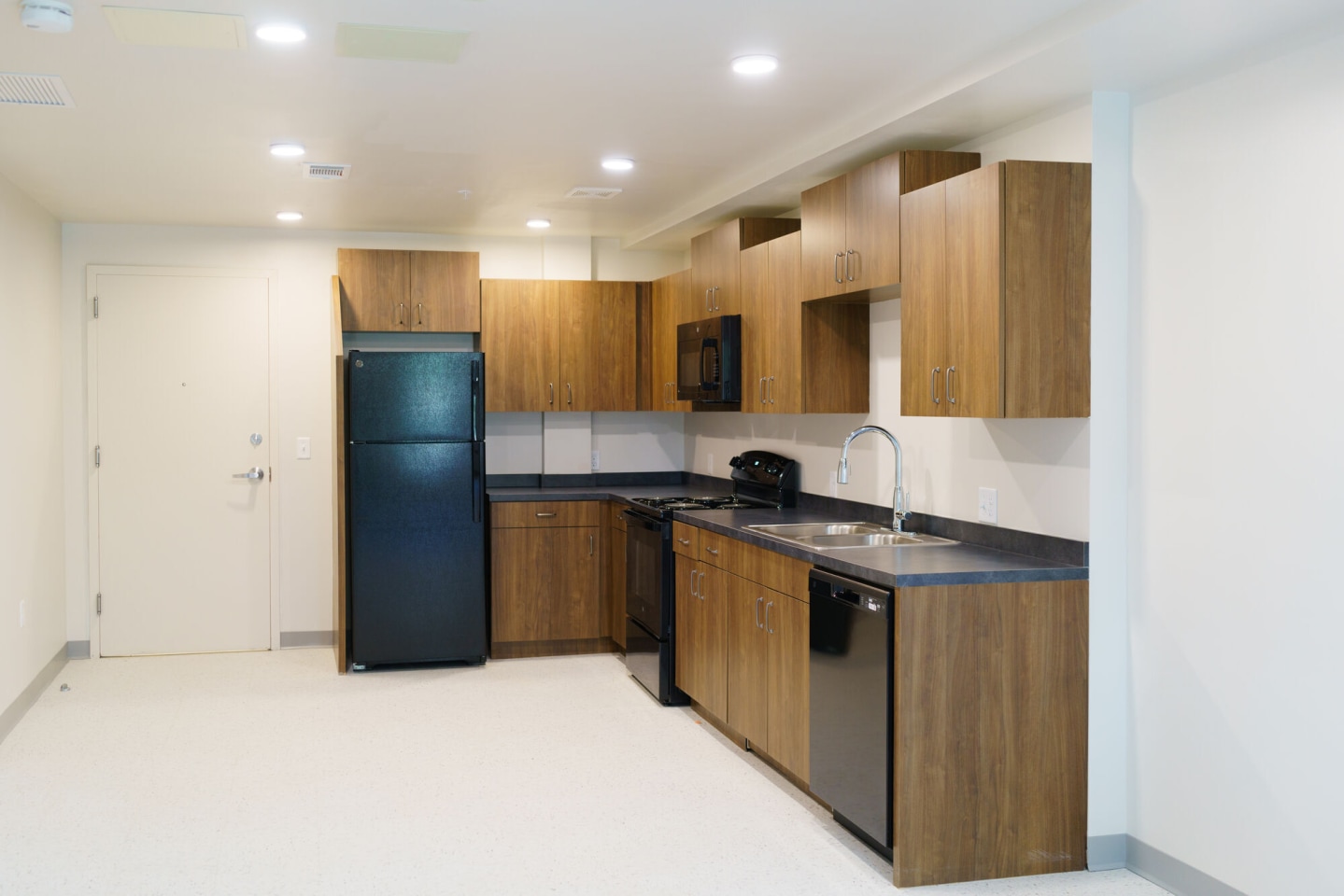 Landmark 301-Senior Living Image 2