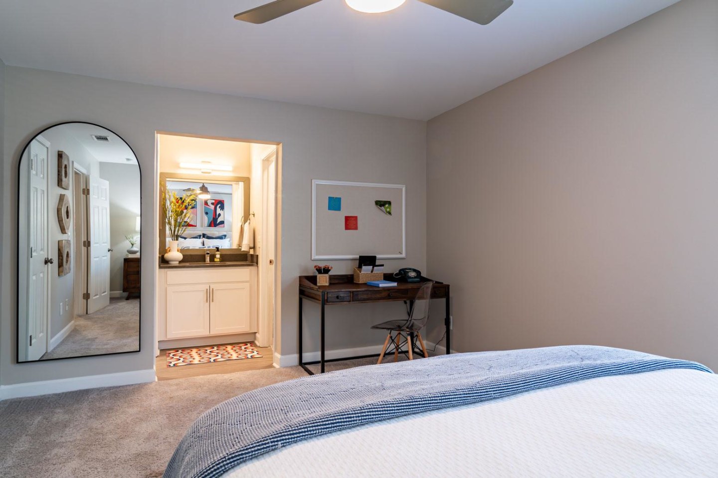 Elme Sandy Springs Image 21