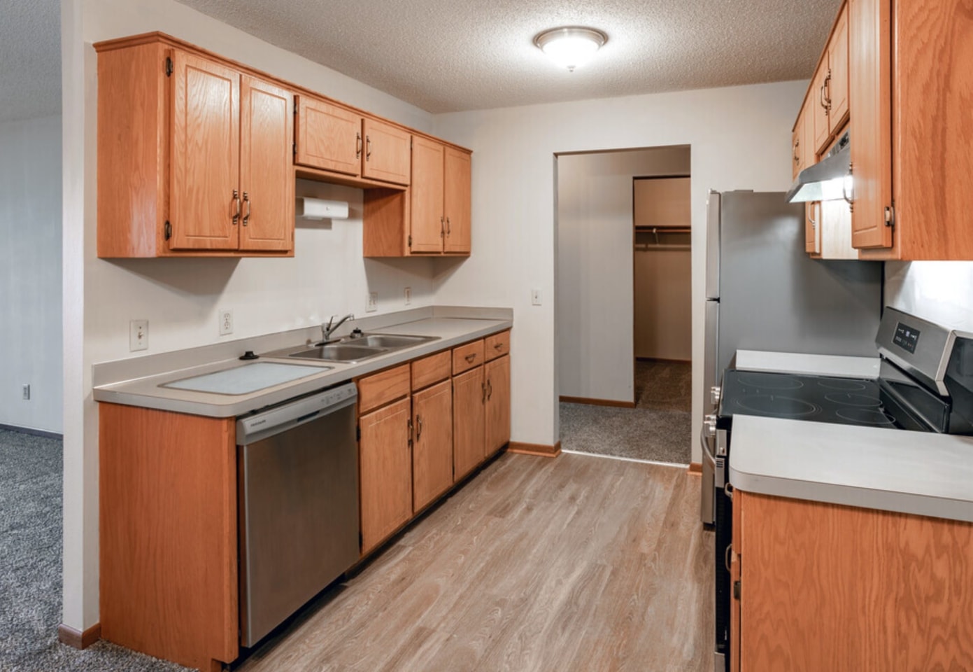 River Ridge Apartments Image 4