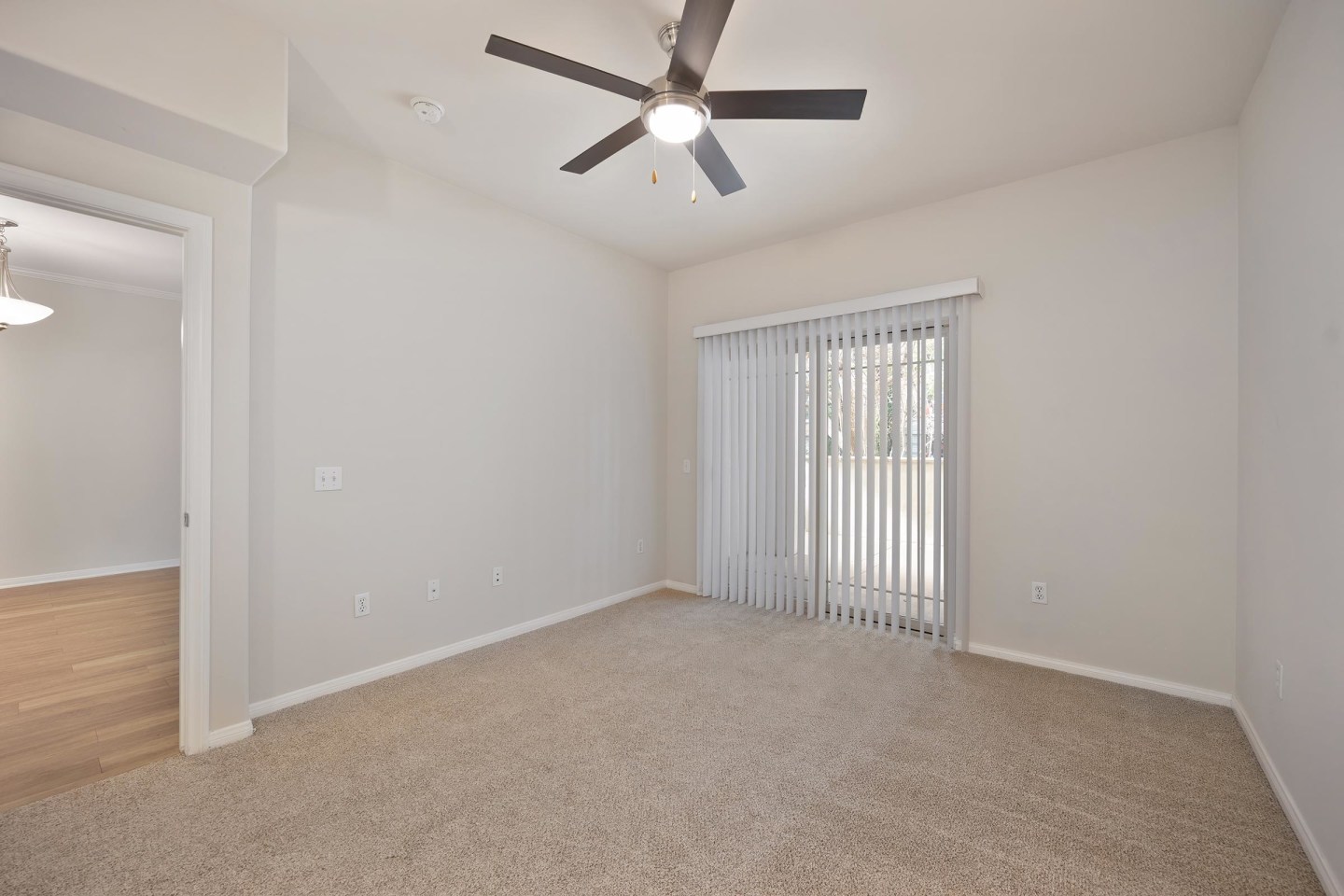 Mission Hills Commons Image 23