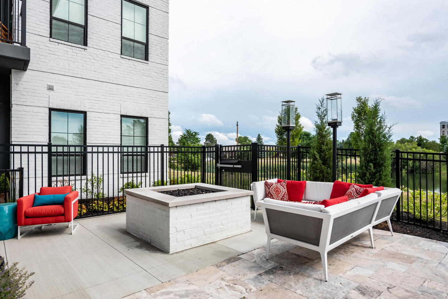 Luxe at the Highlands Image 16