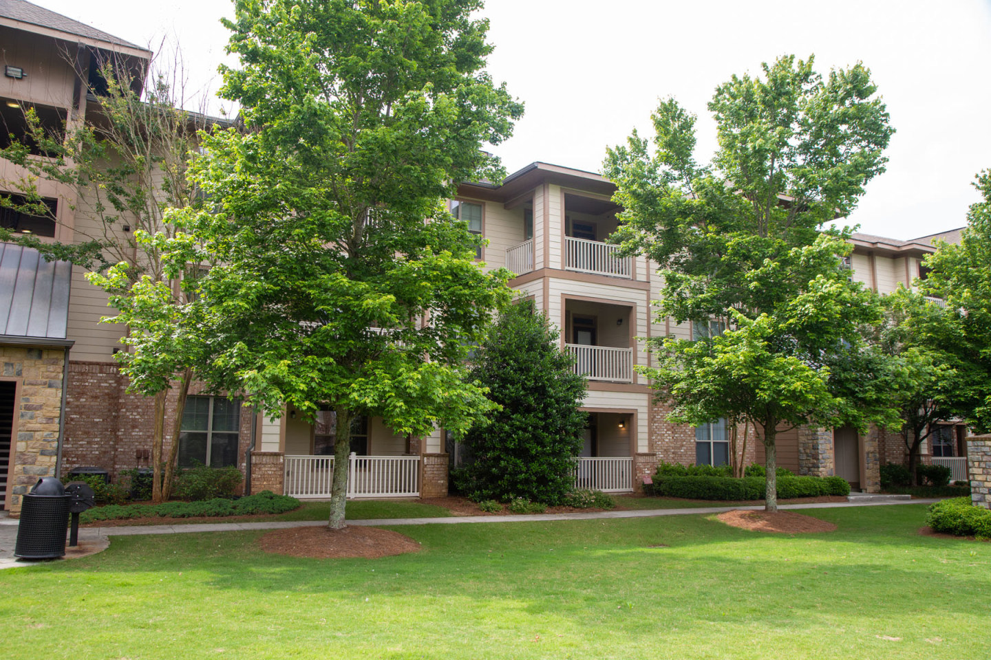 Walton Lakes Image 19