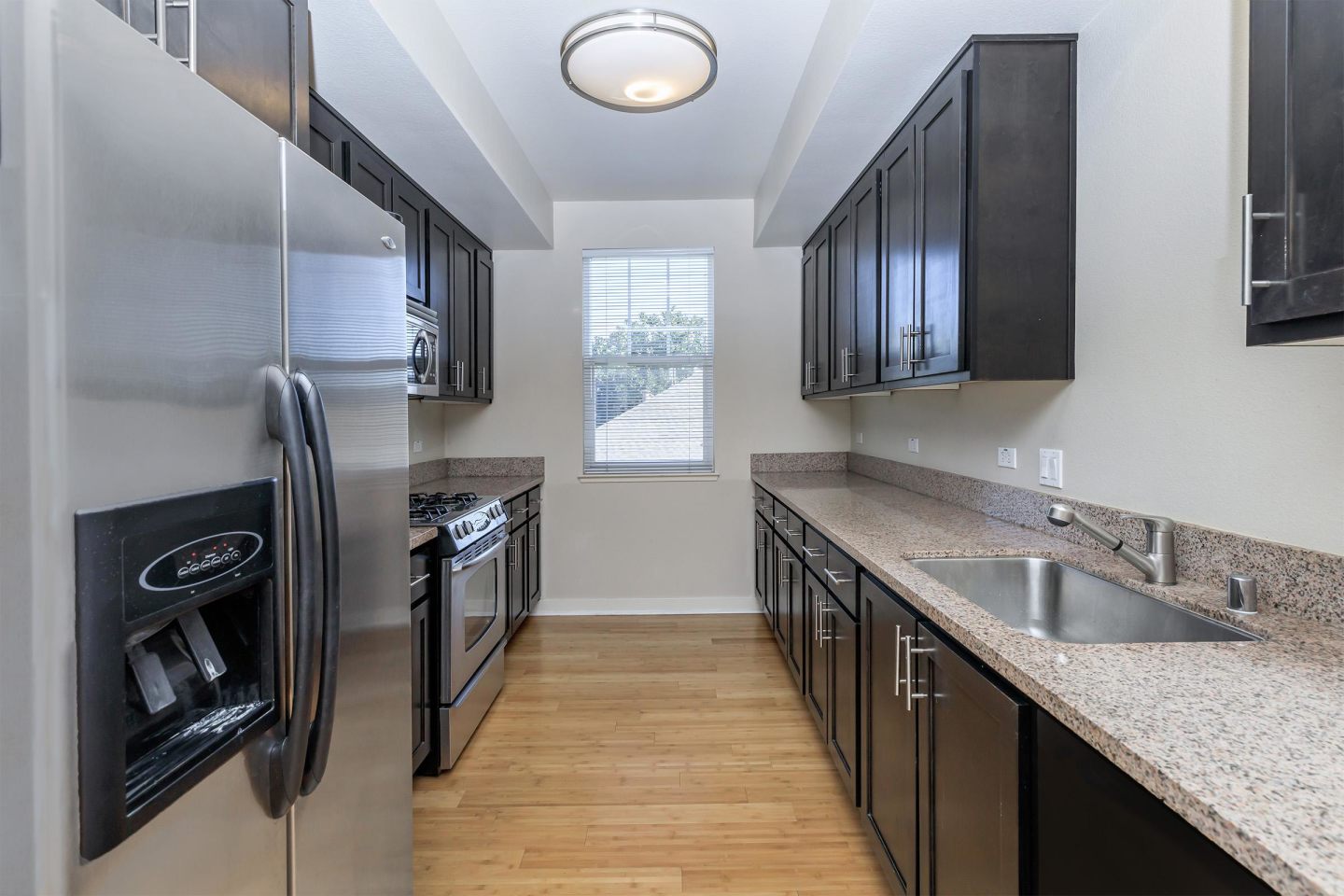 Oak Walk Image 34