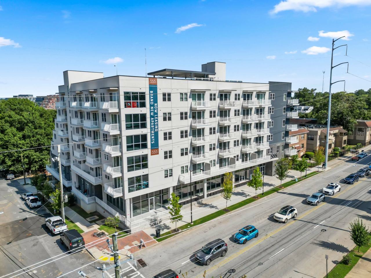 555 Boulevard Image 2