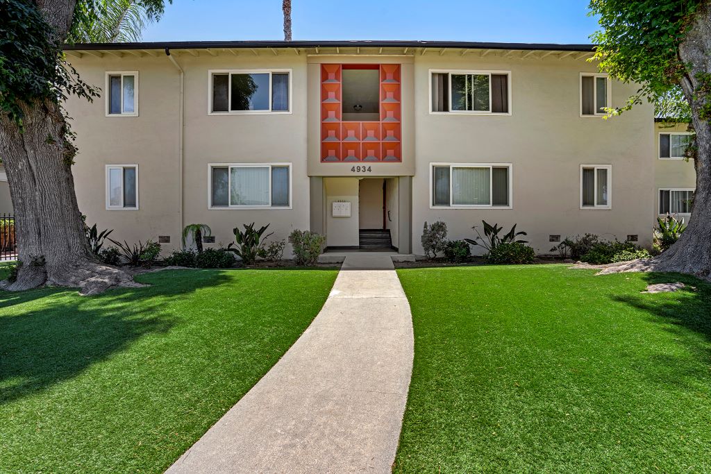 Gloria Homes Apartments Image 6