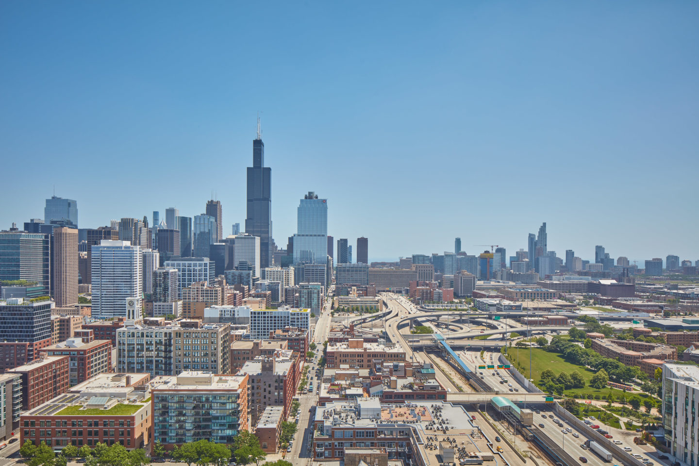 Landmark West Loop Image 19