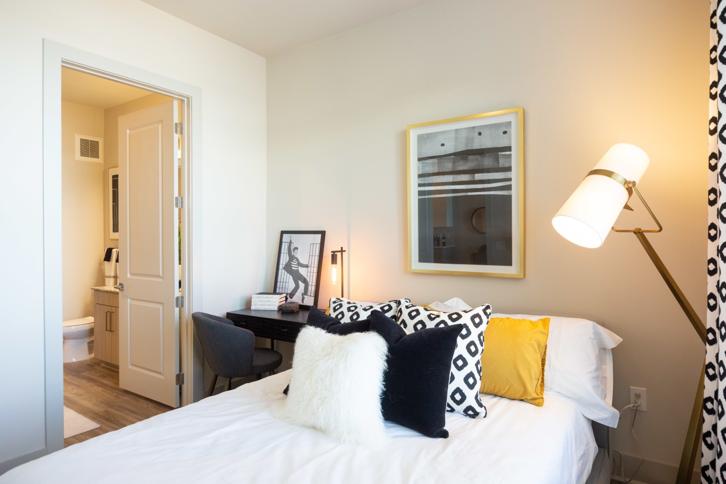 The Landing Residences Image 17