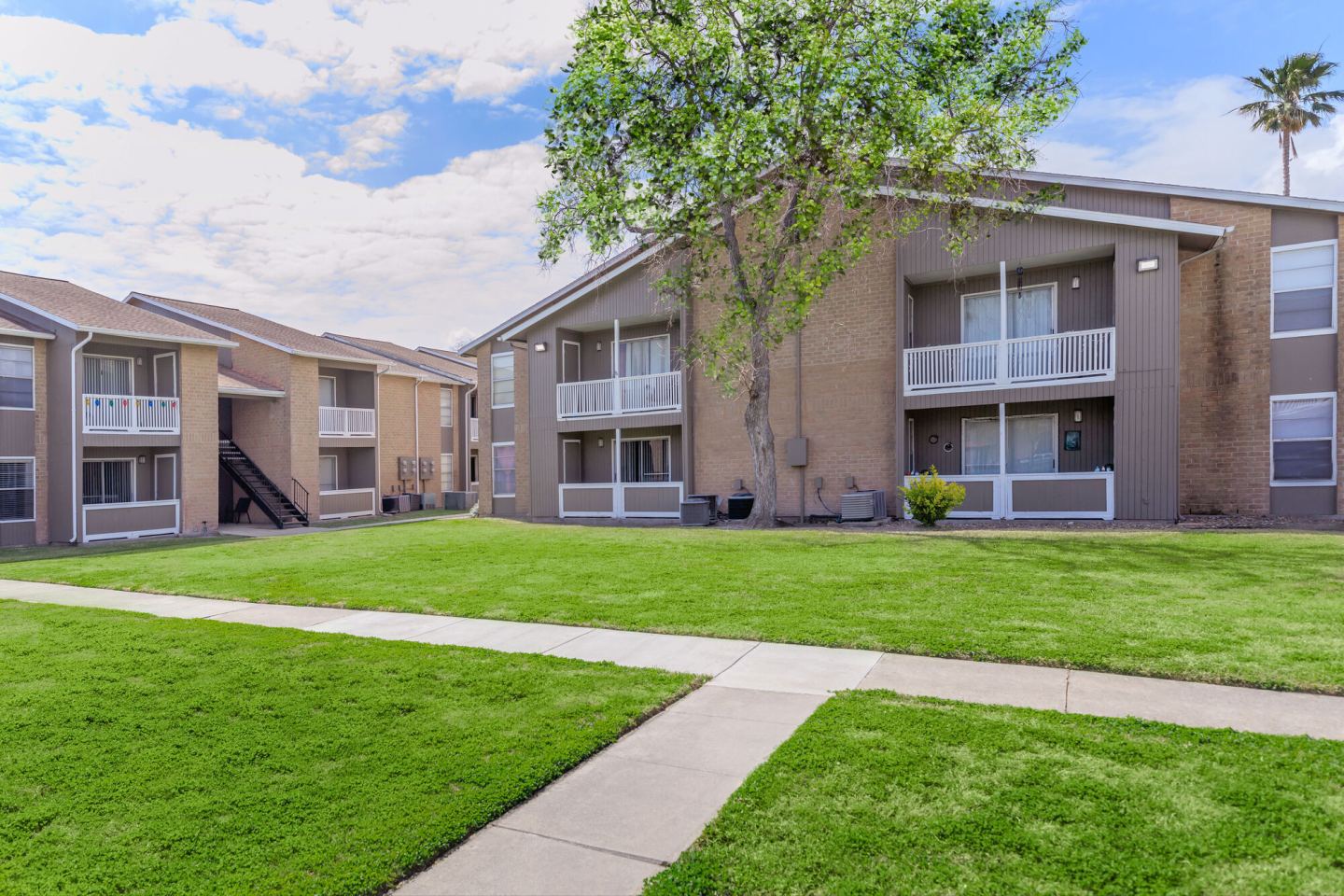 Shadow Bend Apartment Homes Image 22