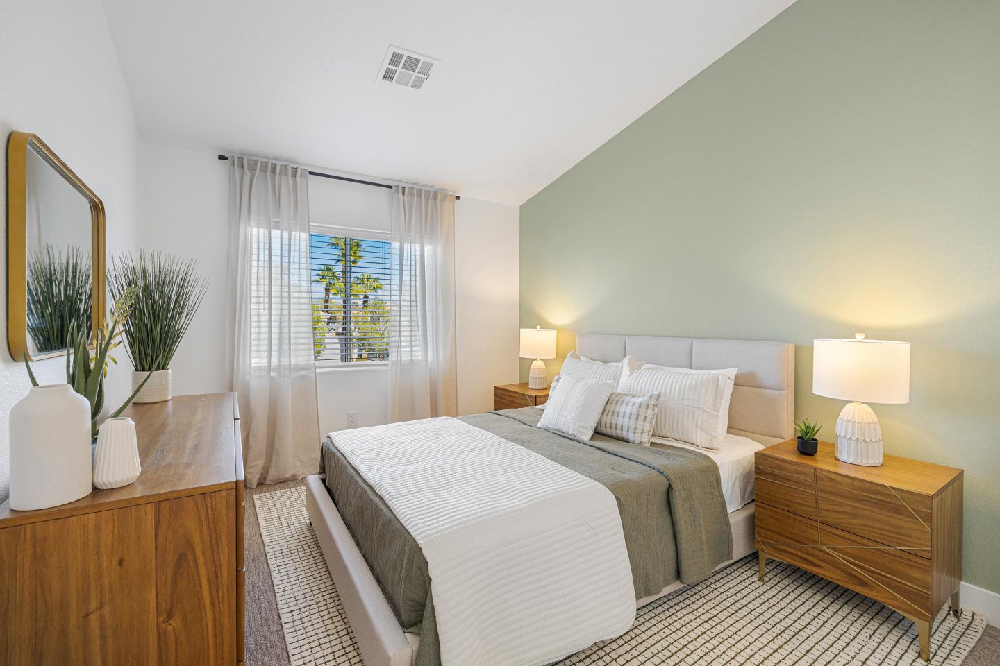 Resort at the Lakes Image 19