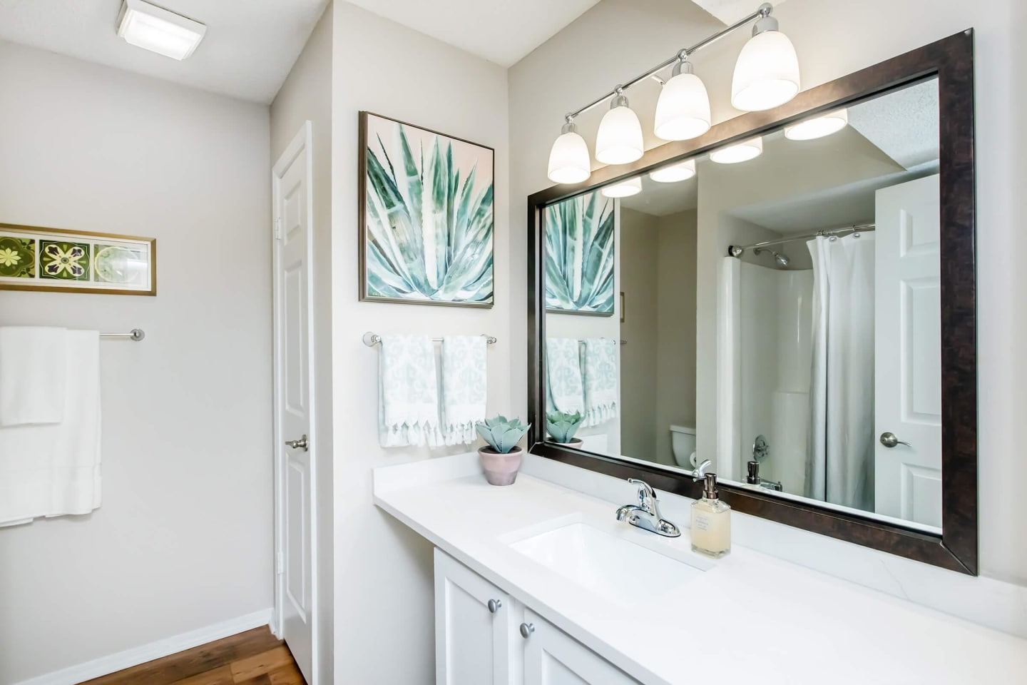 South Wind Apartment Homes Image 15
