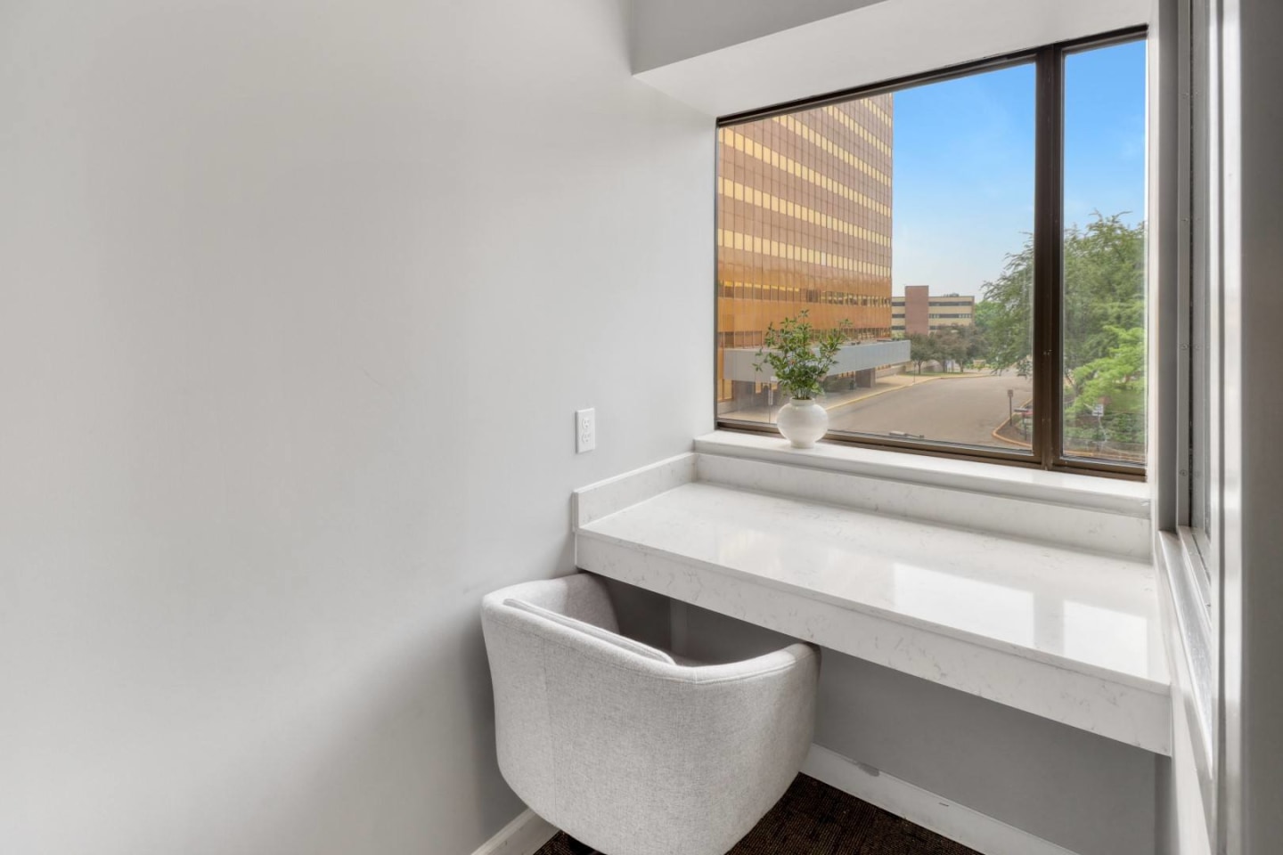 Aire MSP Apartments Image 12