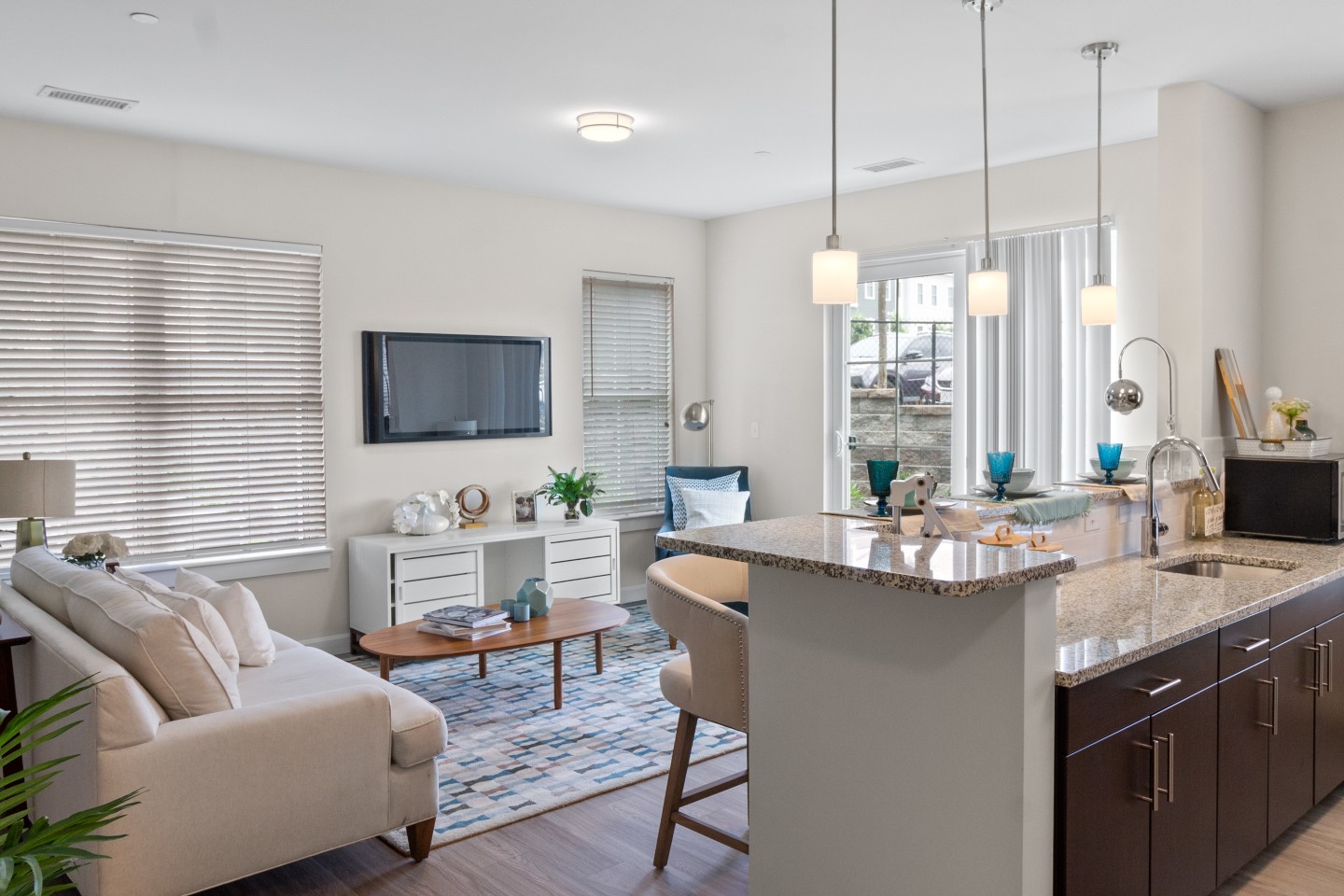 Cirrus Apartments Image 6
