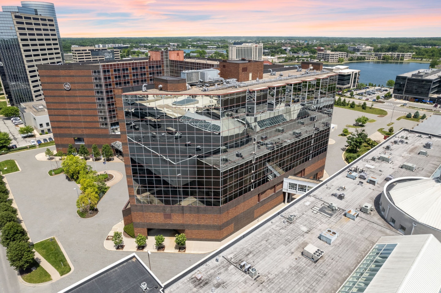 The Residences at Keystone Crossing Image 9