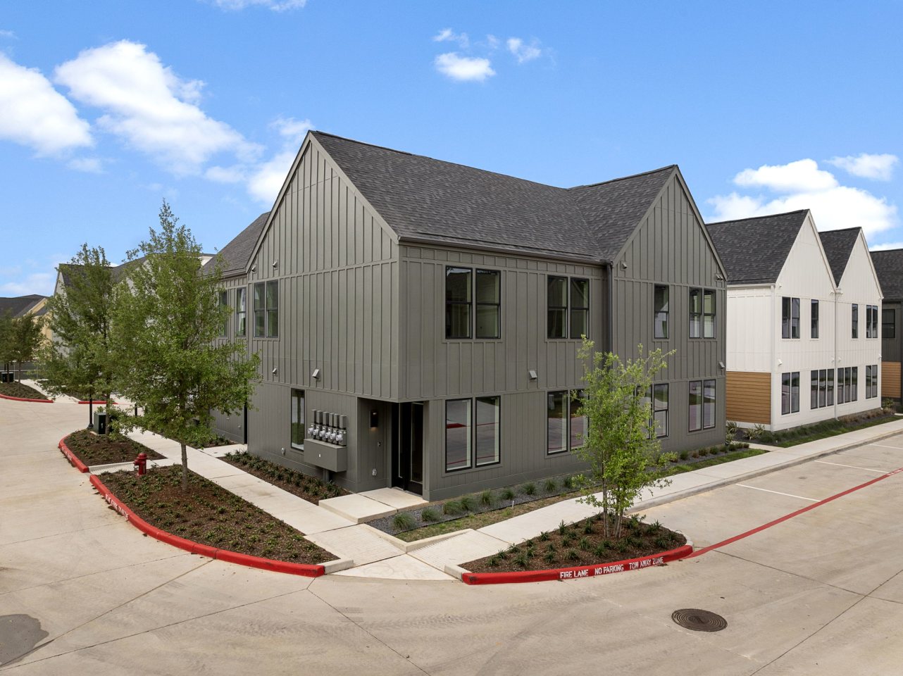 The Sylvan in the Woodlands Image 33