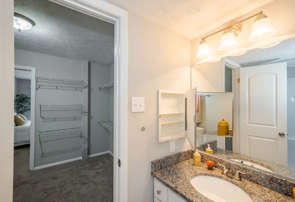 LaVista Crossing Apartments Image 34