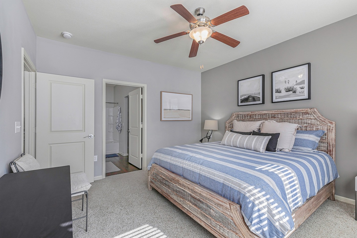 Village West Apartments Image 16