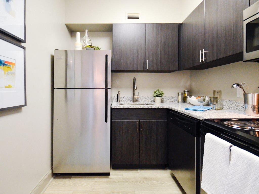 The 500 Fifth Apartments Image 11