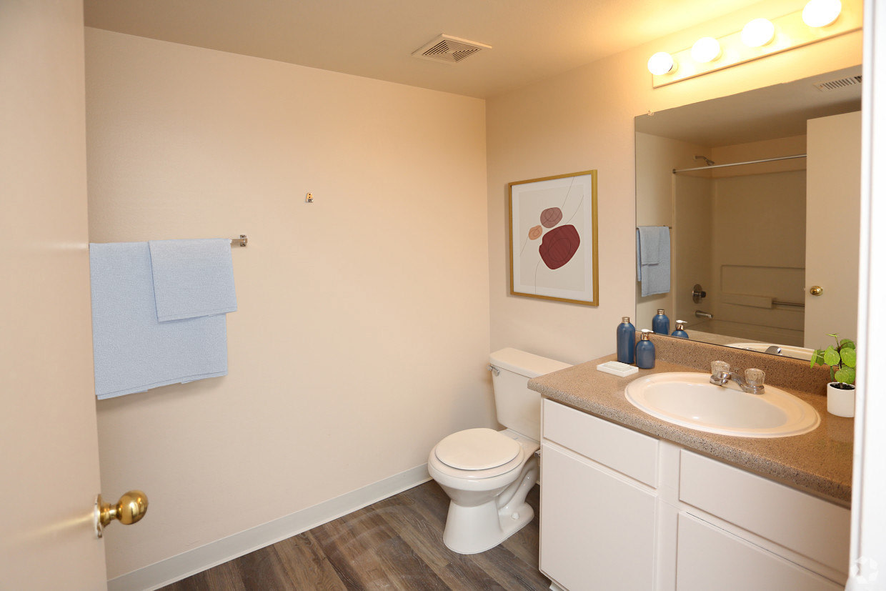 Canon De Arrowhead - Affordable Housing Image 9