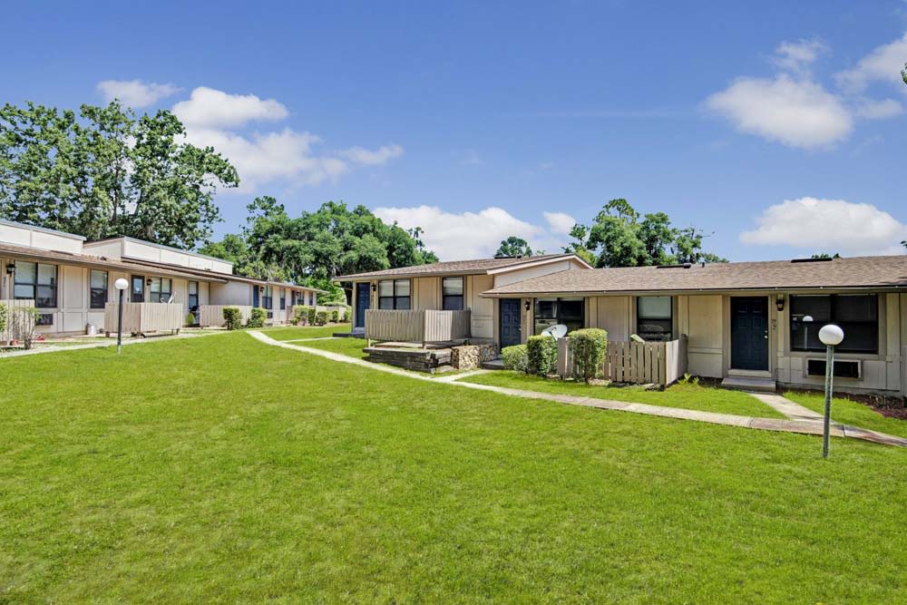Applewood Apartments Image 19