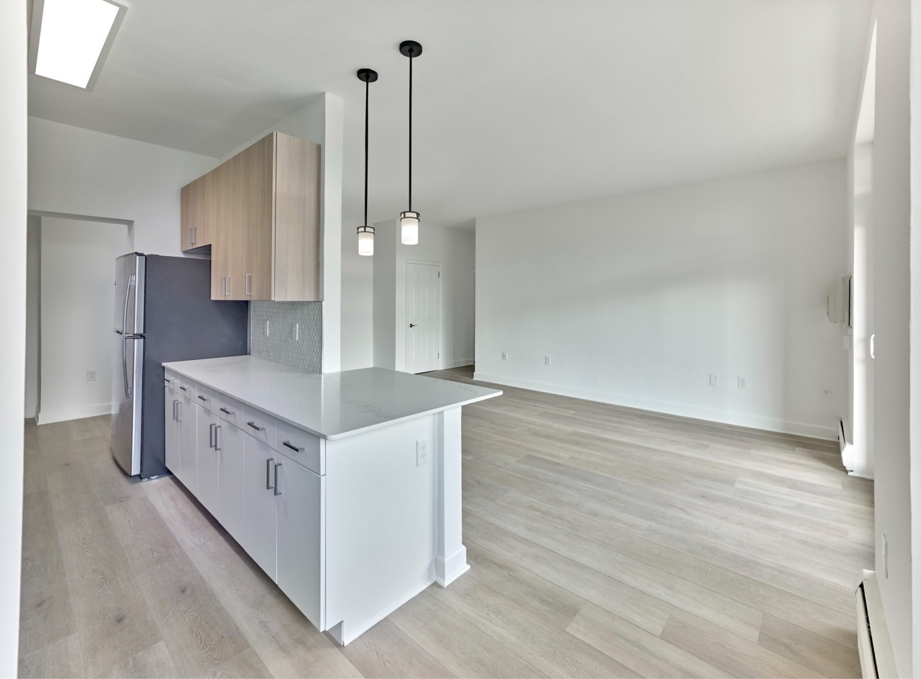 Crestwood Apartments Image 1