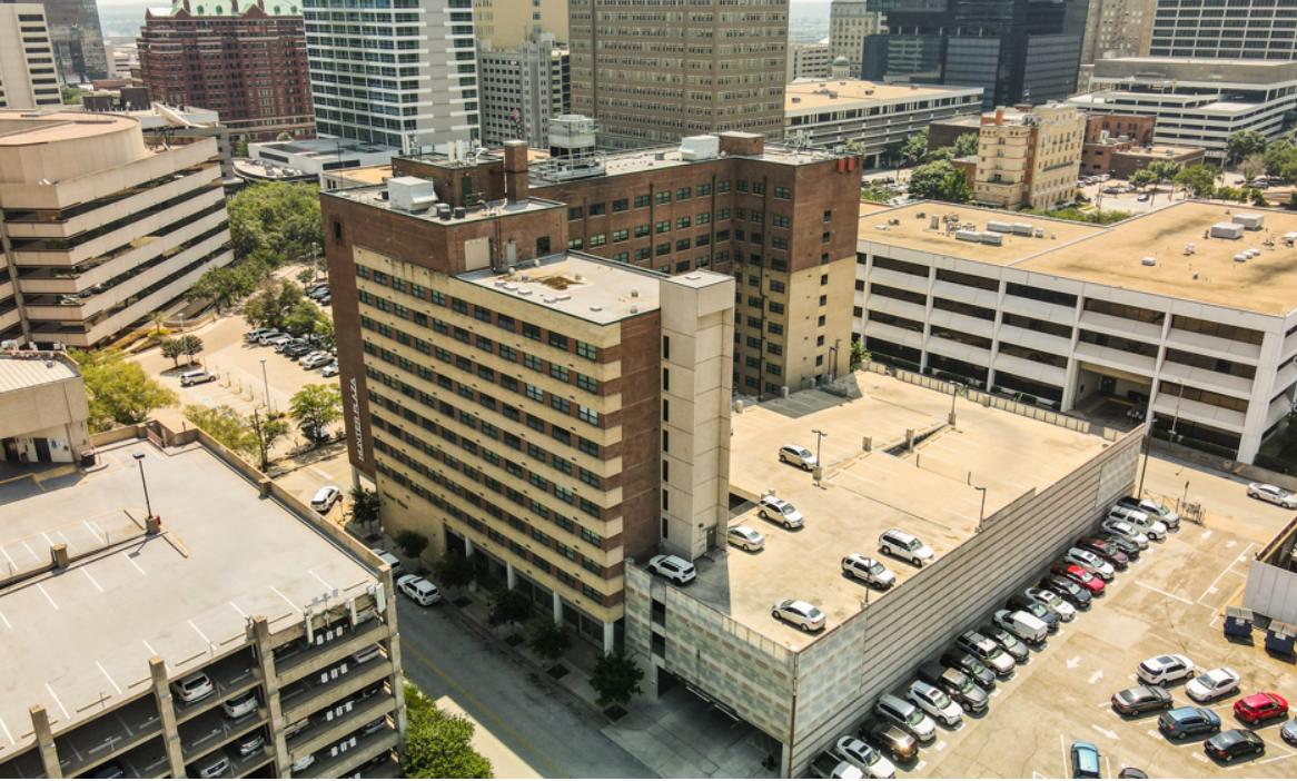 Hunter Plaza Image 18