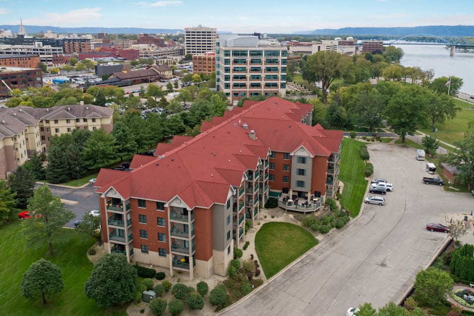 RiverPlace Image 1