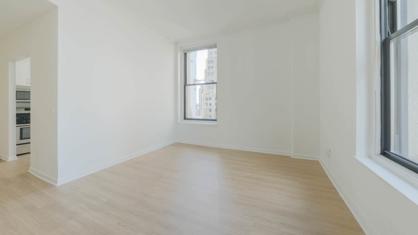 71 Broadway Image 22