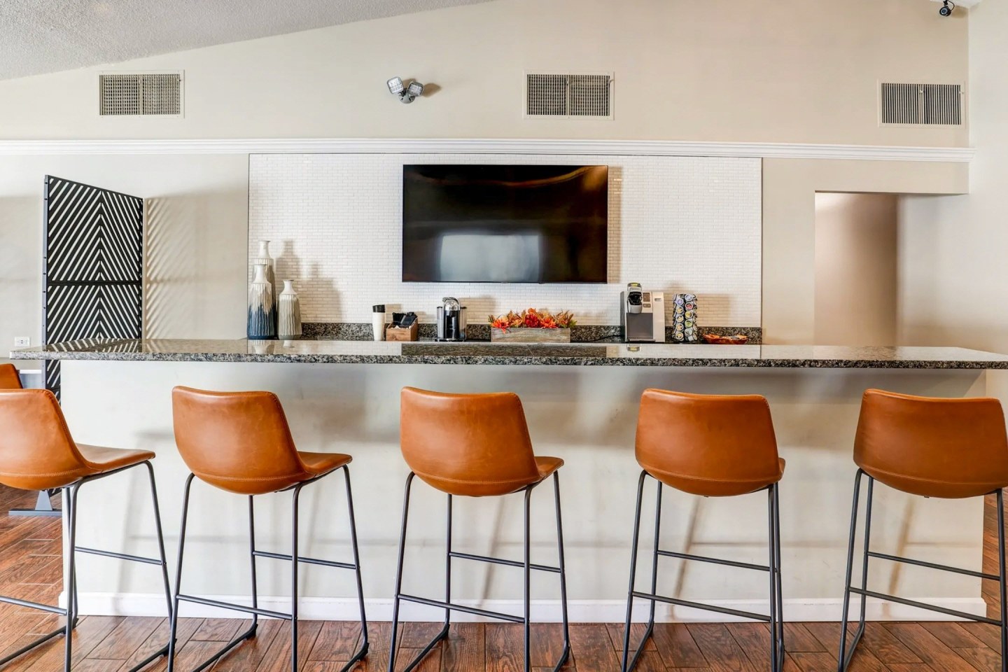 PRINCETON PLACE APARTMENTS Image 19