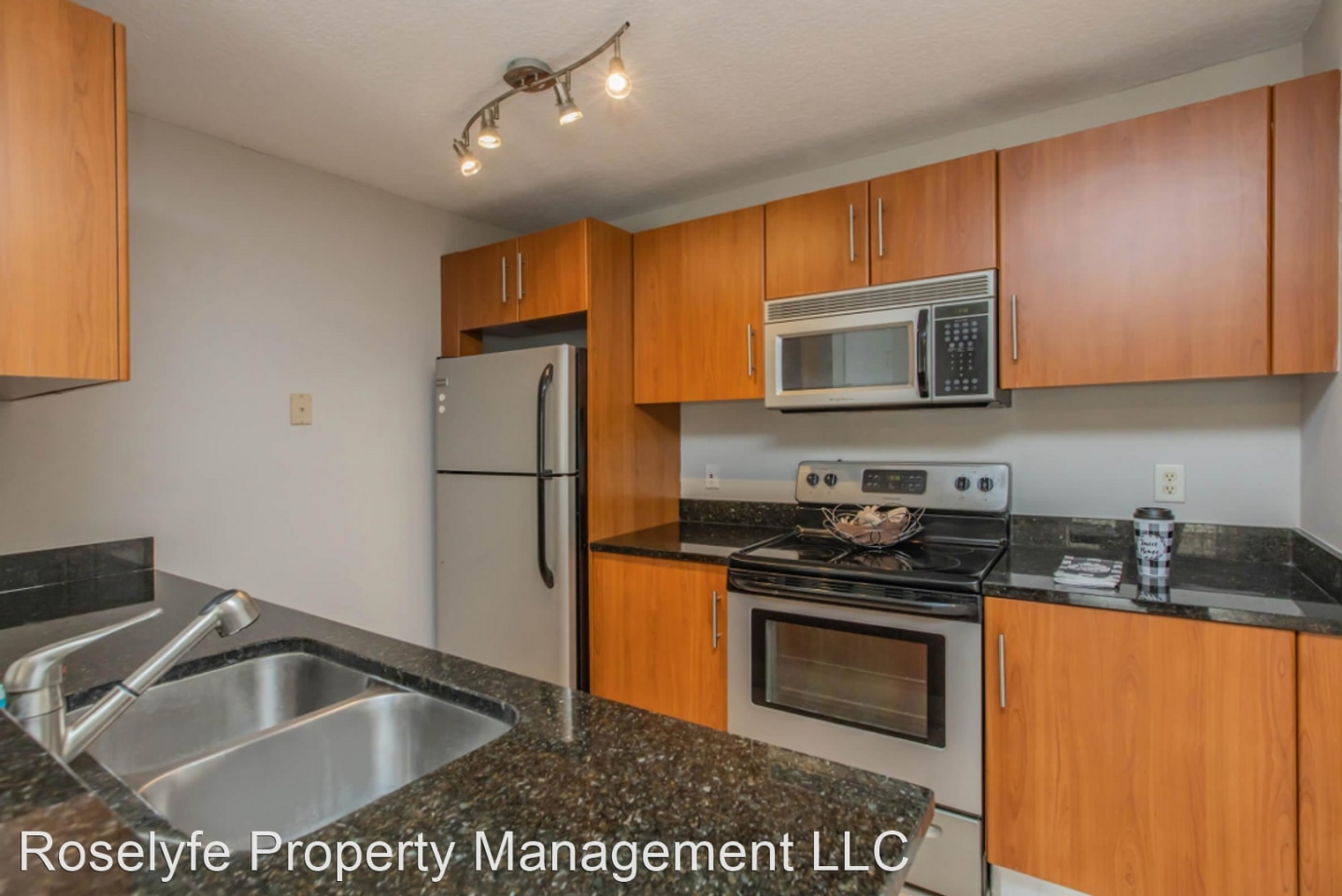 Atlantica Apartments Image 3